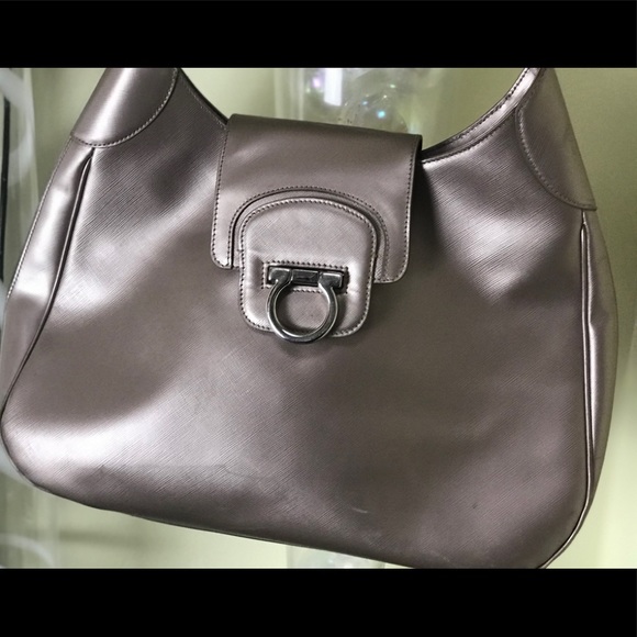 FERRAGAMO Gancini Athena Leather Shoulder Hobo Bag Minimalist Nuetral Metallic - Picture 3 of 8
